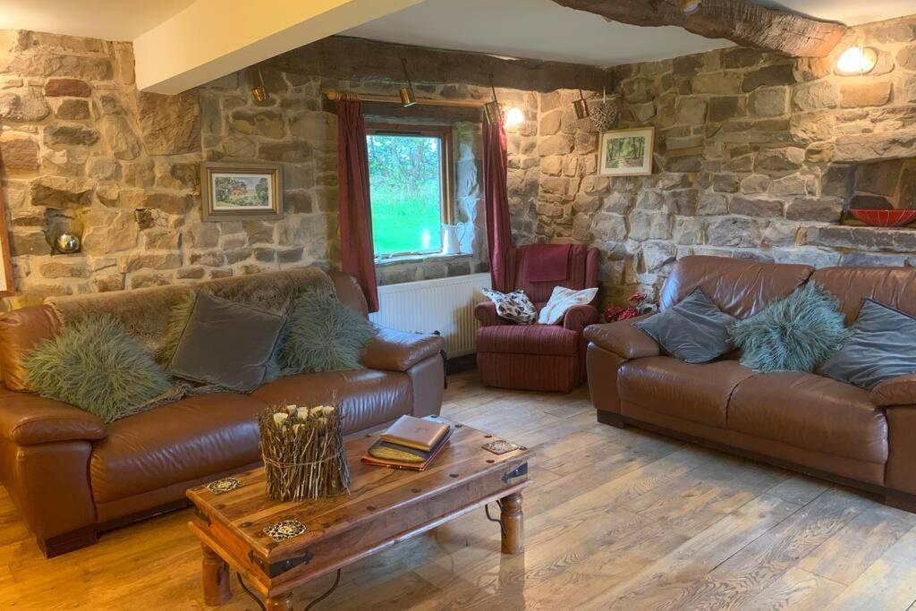 Stunning Secluded Peak District Luxurious Barn Leek Exterior photo